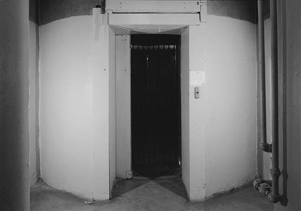  Passenger Elevator Doors 